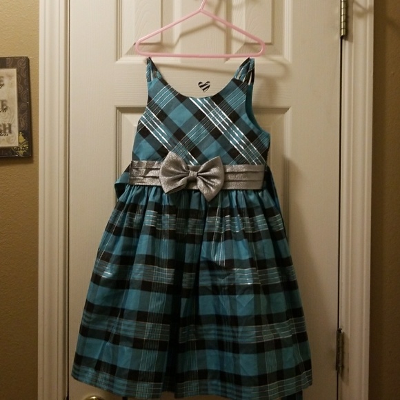 Cute dress size 7 - Picture 1 of 1